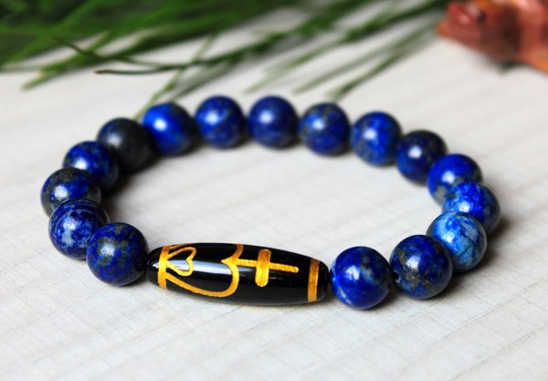 Trouvez l'harmonie avec des bracelets tibétains uniques